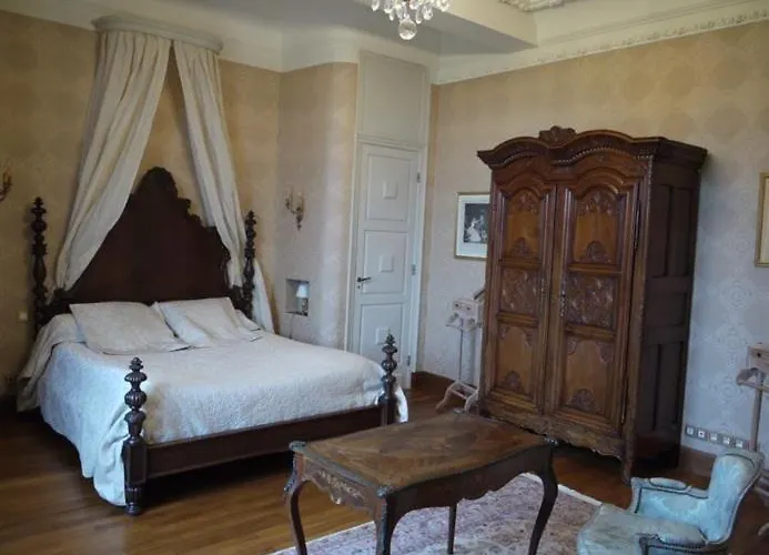 Chateau Francois D'o بيت ضيافة